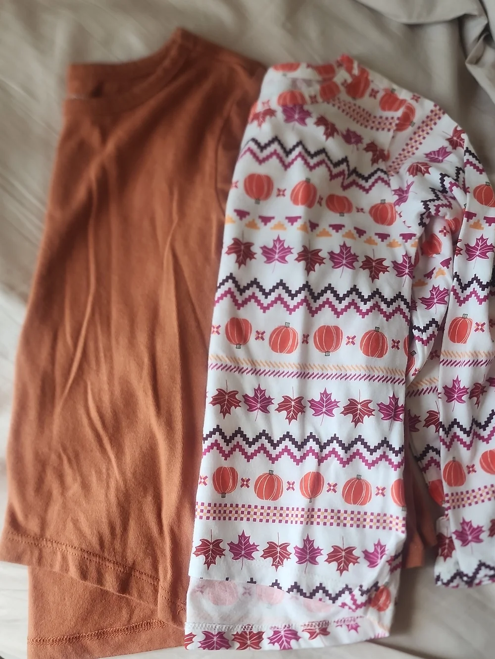 Sz XS/4 TCP Orange Solid & Pumpkin Print Long Sleeve Tee Set